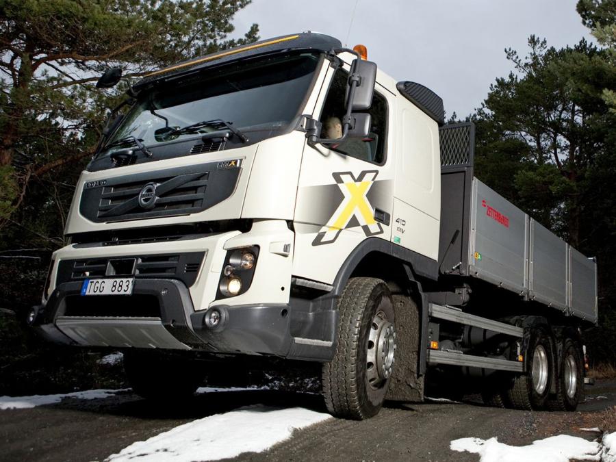  Volvo FMX 6x4 2010 года  (фото 2 из 21)